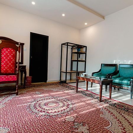 Hotel Vip House Peshawar Esterno foto